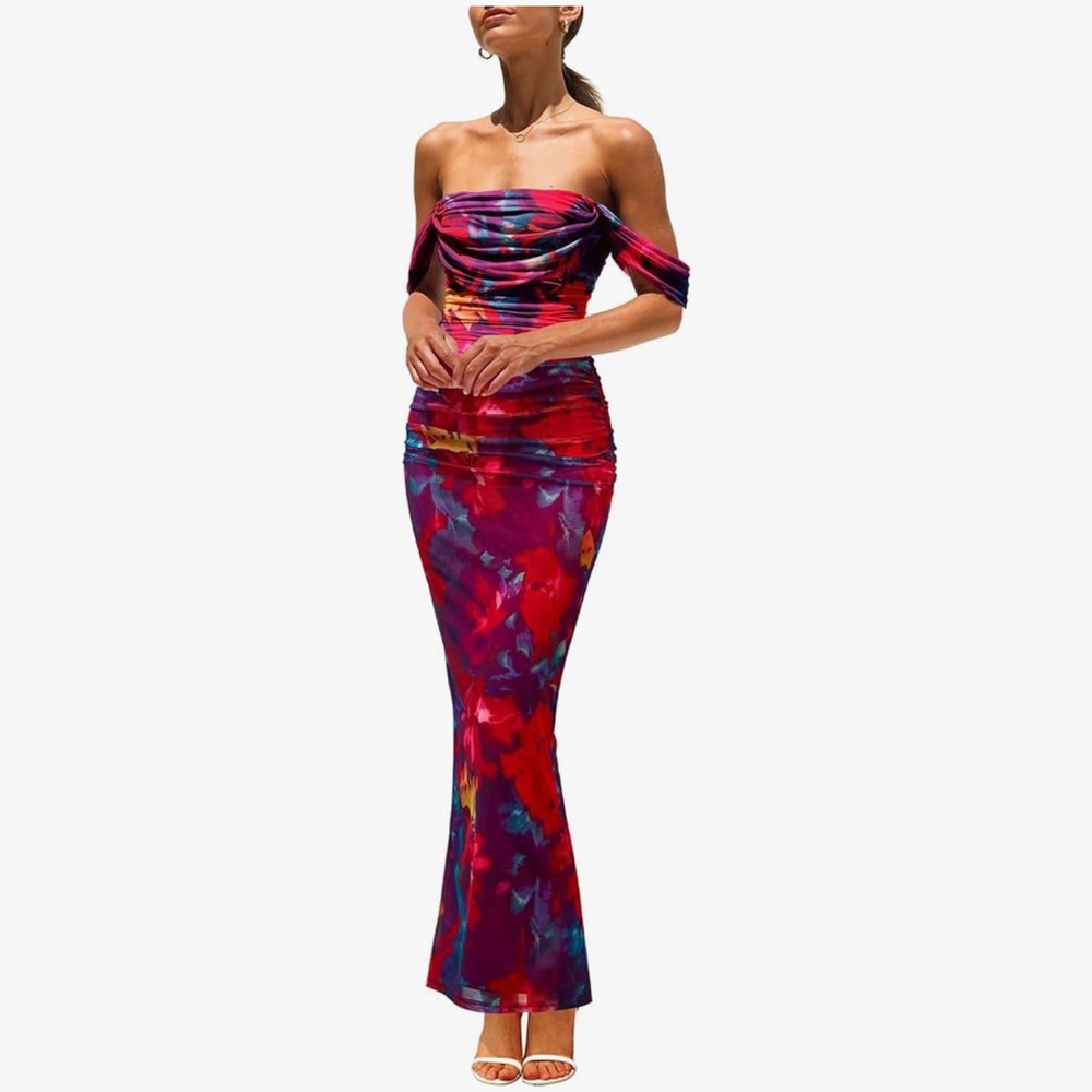 NWT Elegant Strapless Floral Dress in Red and Blue